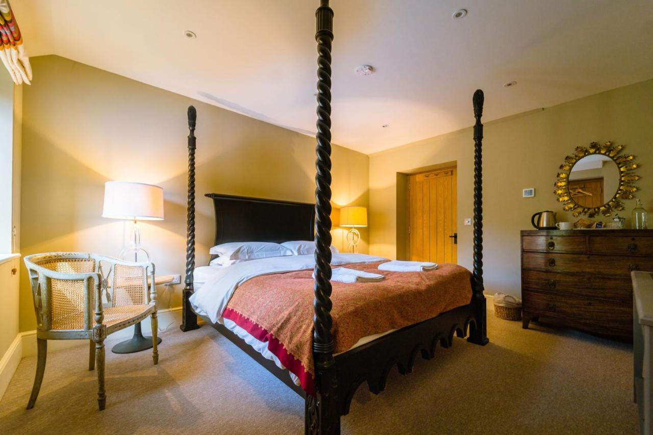 Chippenham Park Garden Rooms ภายนอก รูปภาพ